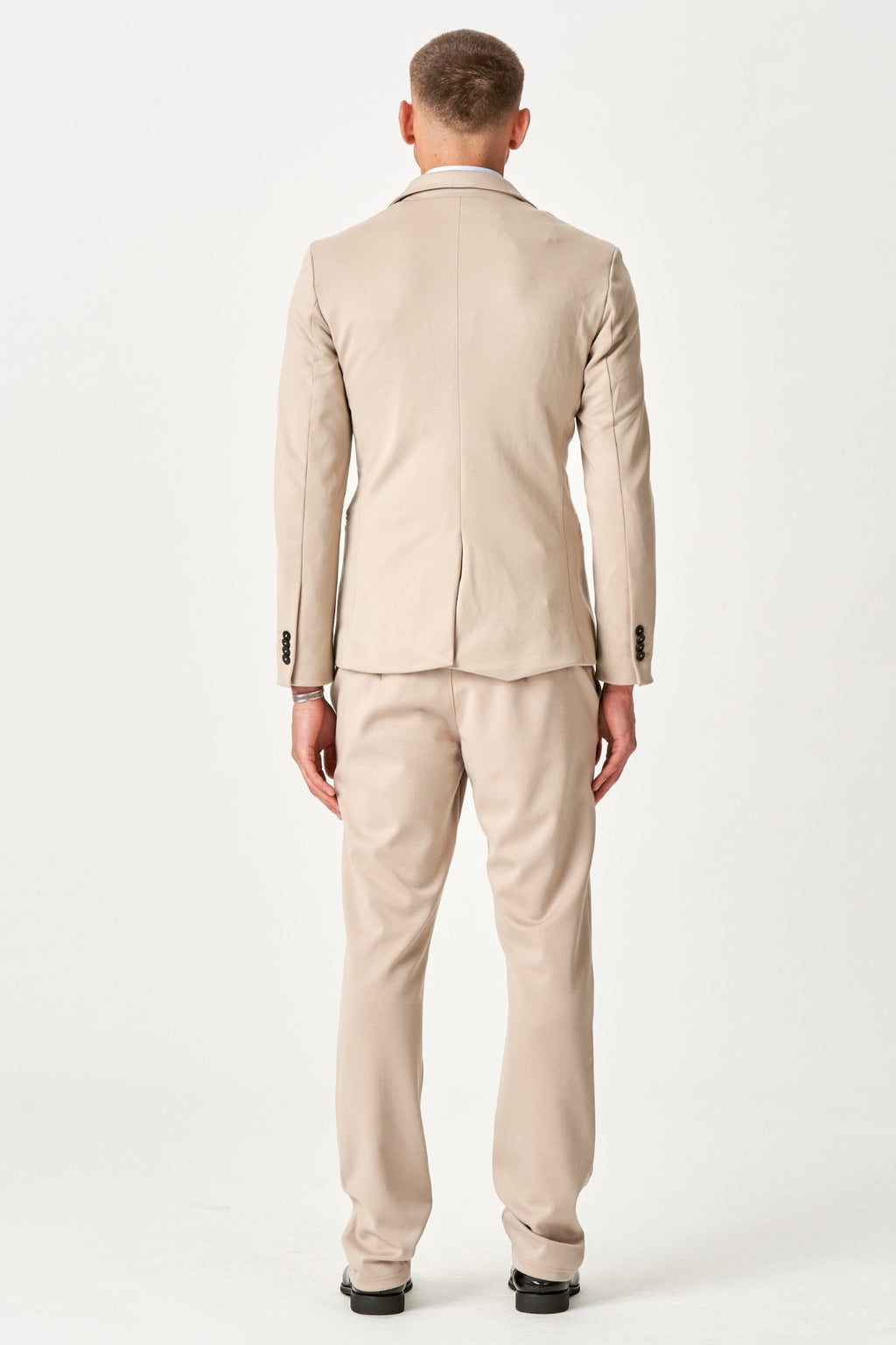 The Original Performance Suit Regular Fit - (Sand)