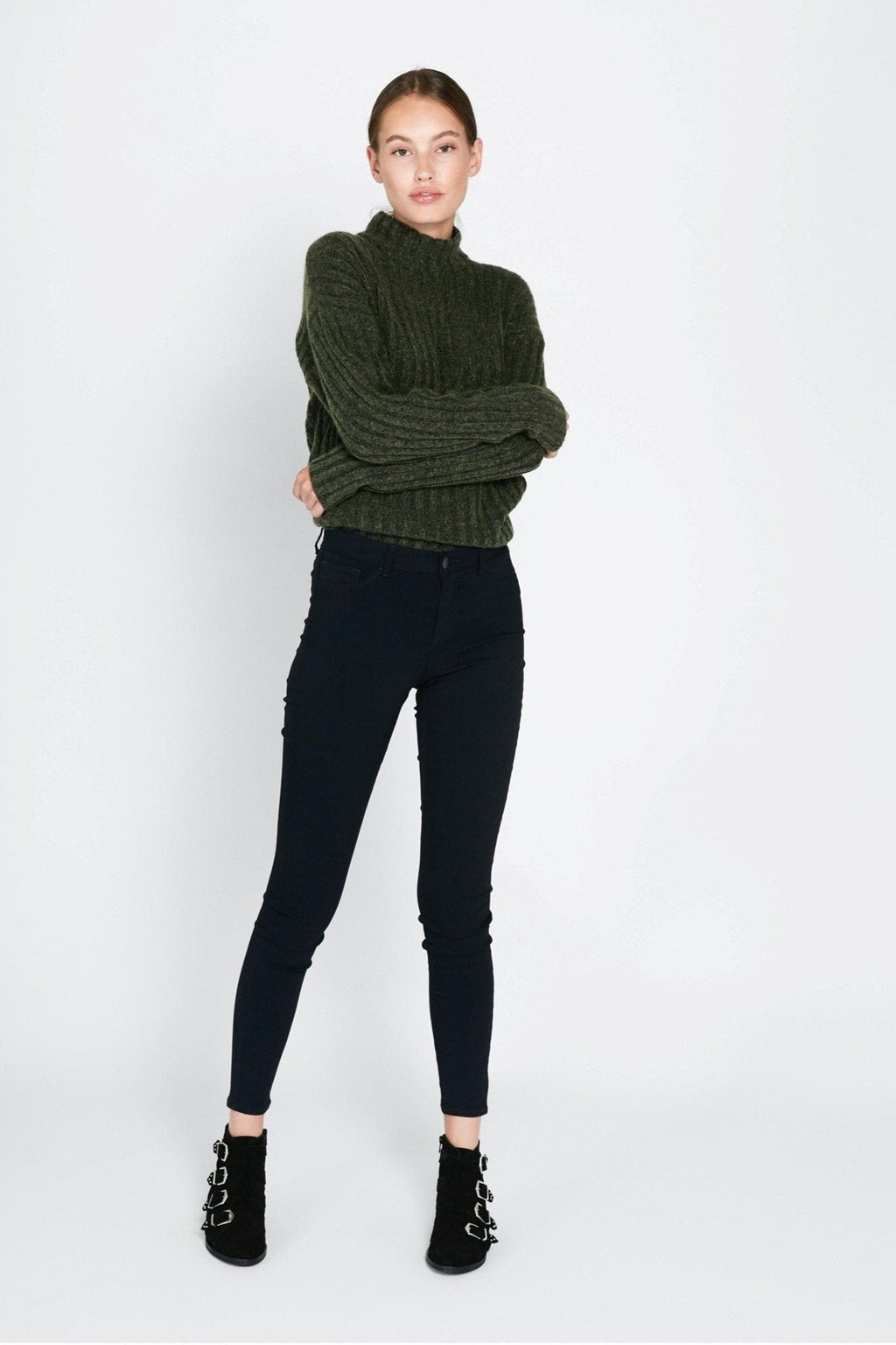 Pieces Jeans - Navy Blazer (mid waist)