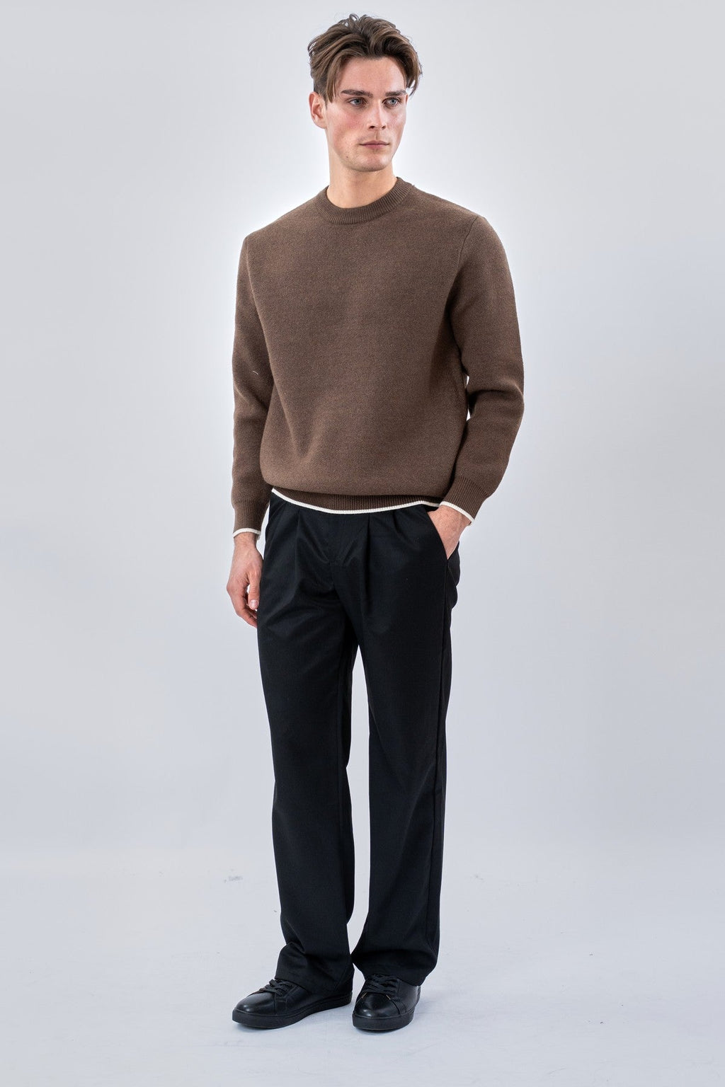 Crewneck Genser - Brun