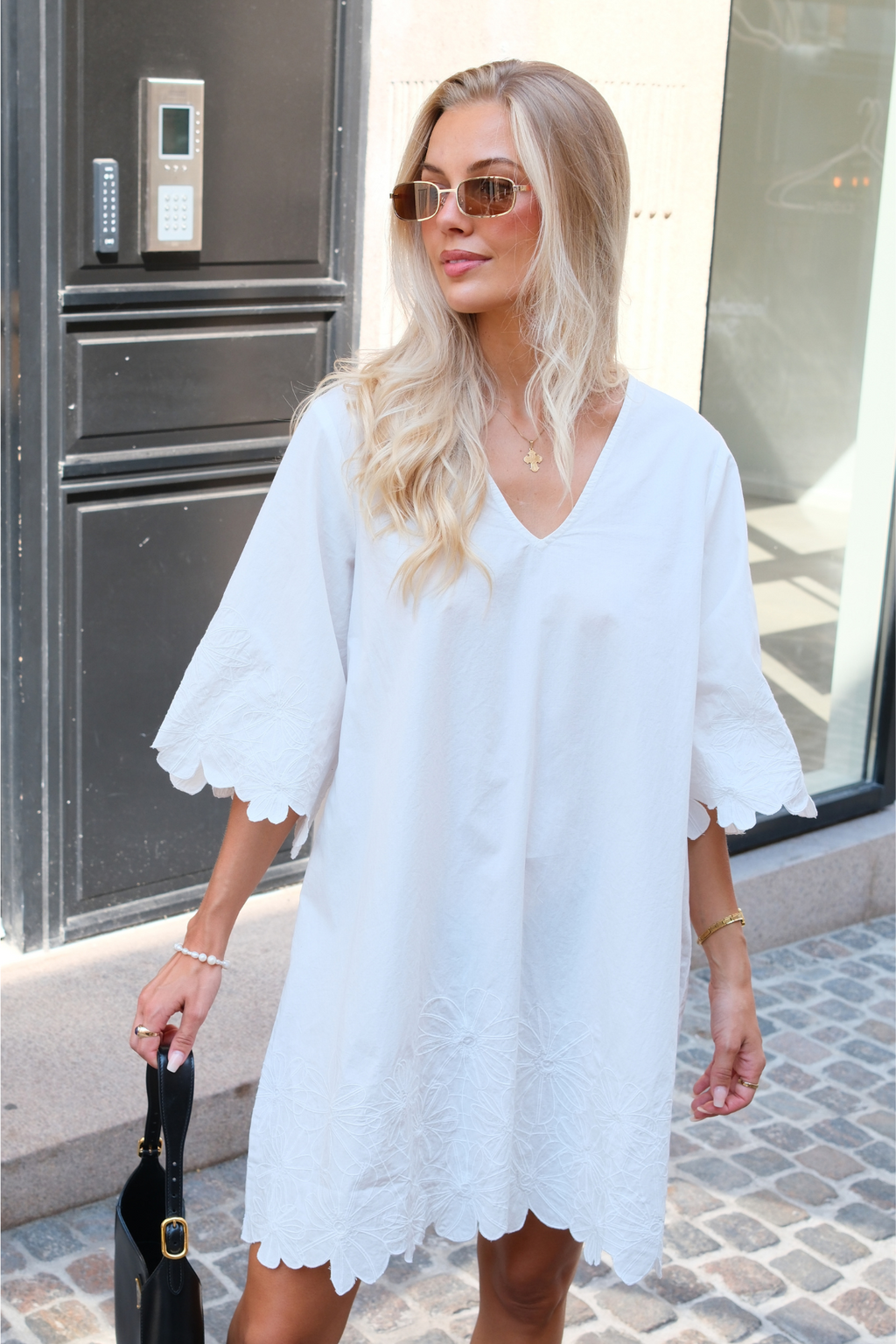 Kamma Kort Kjole - Cloud Dancer