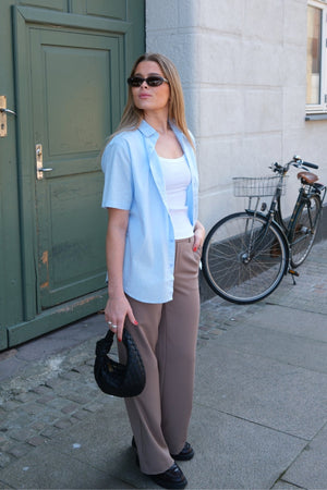 Kortermet Linskjorte - Lyseblå