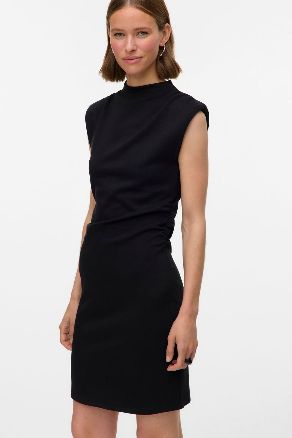 Nelli Kort Kjole med Høy Hals - Svart