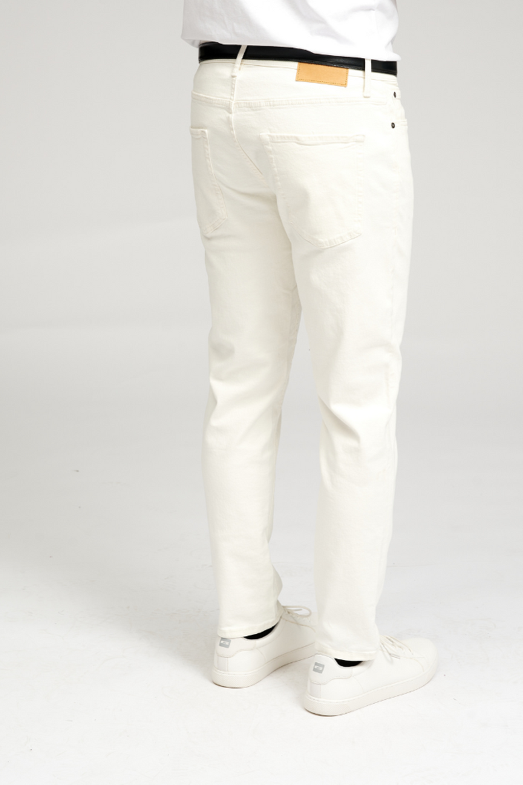 Performance Jeans (Regular) - Ecru