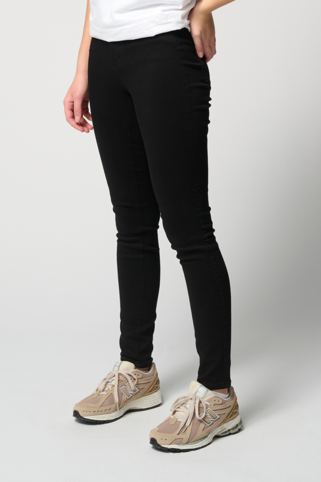 Performance Skinny Jeans - Black Denim