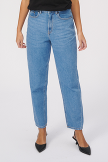 Performance Mom Jeans - Light Blue Denim