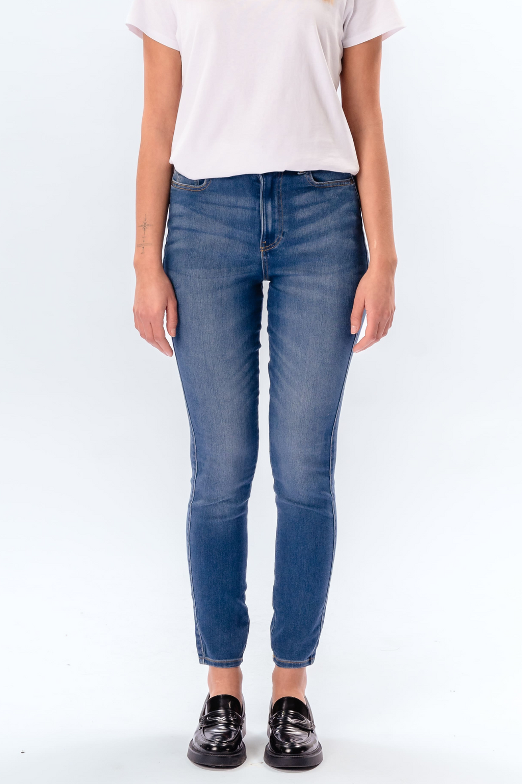 Performance Skinny Jeans - Light Blue Denim