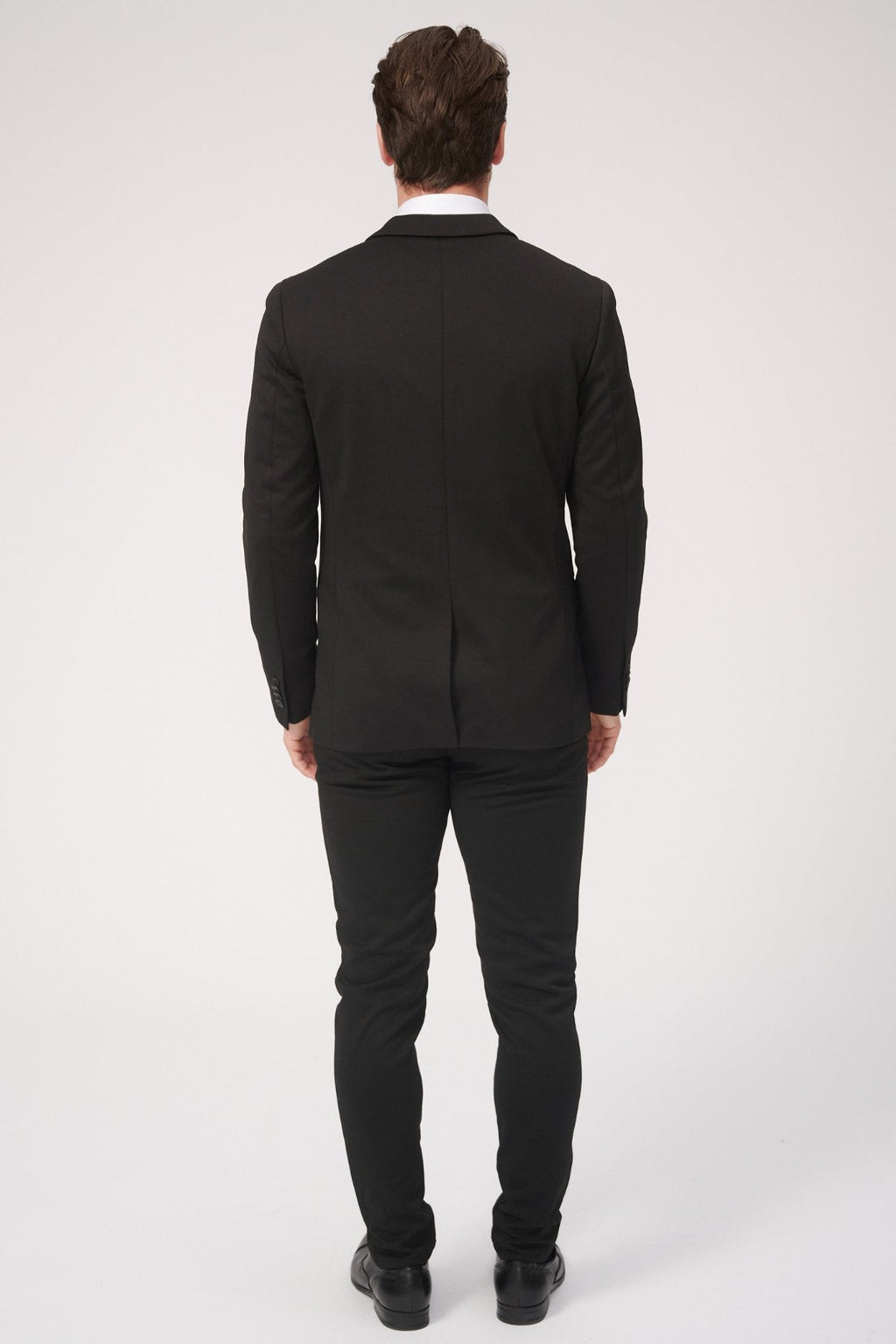 Performance Suit™️ (svart) + Performance-skjorte - Pakketilbud