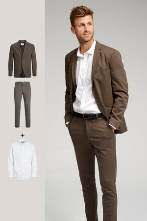 Performance Suit™️ (mørkebrun) + Performance-skjorte - Pakketilbud