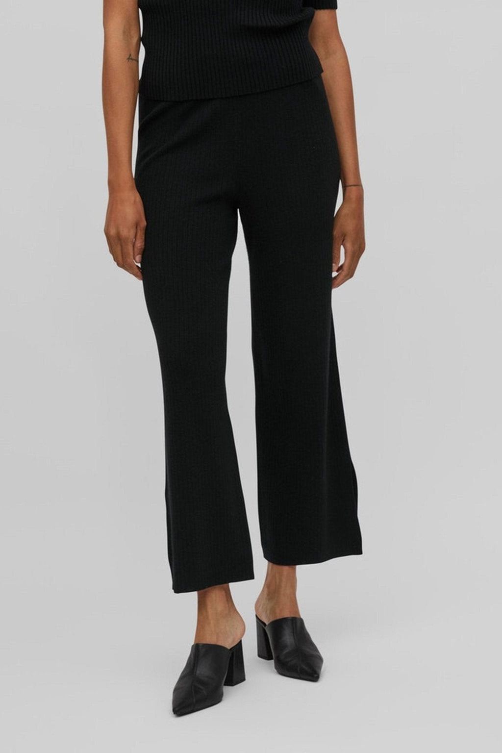 Kasley Flared Pants - Svart