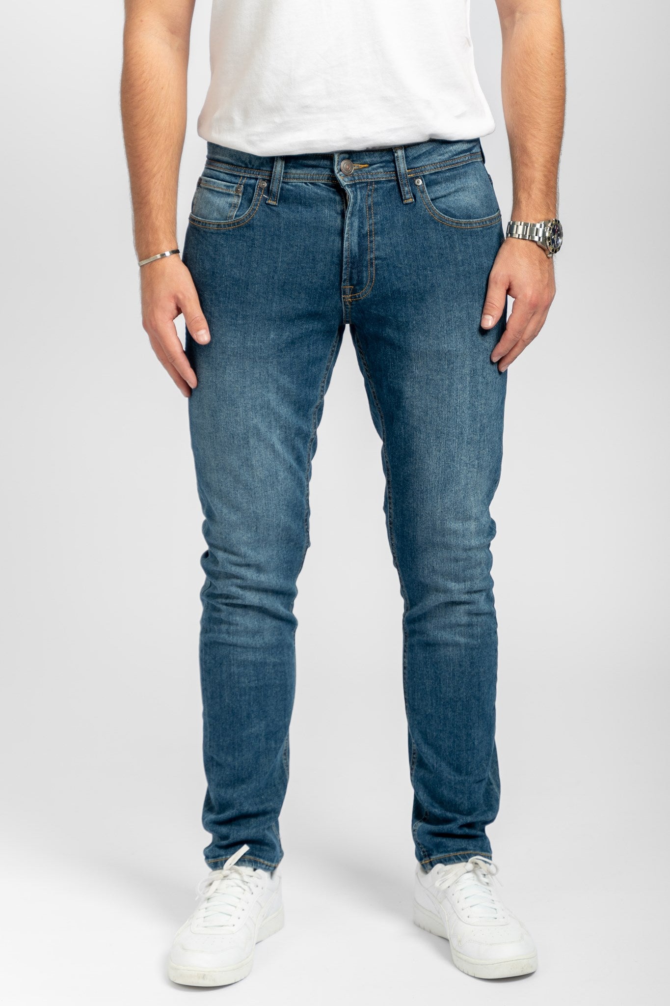 Performance Jeans (Slim) - Medium Blue Denim - TeeShoppen 3