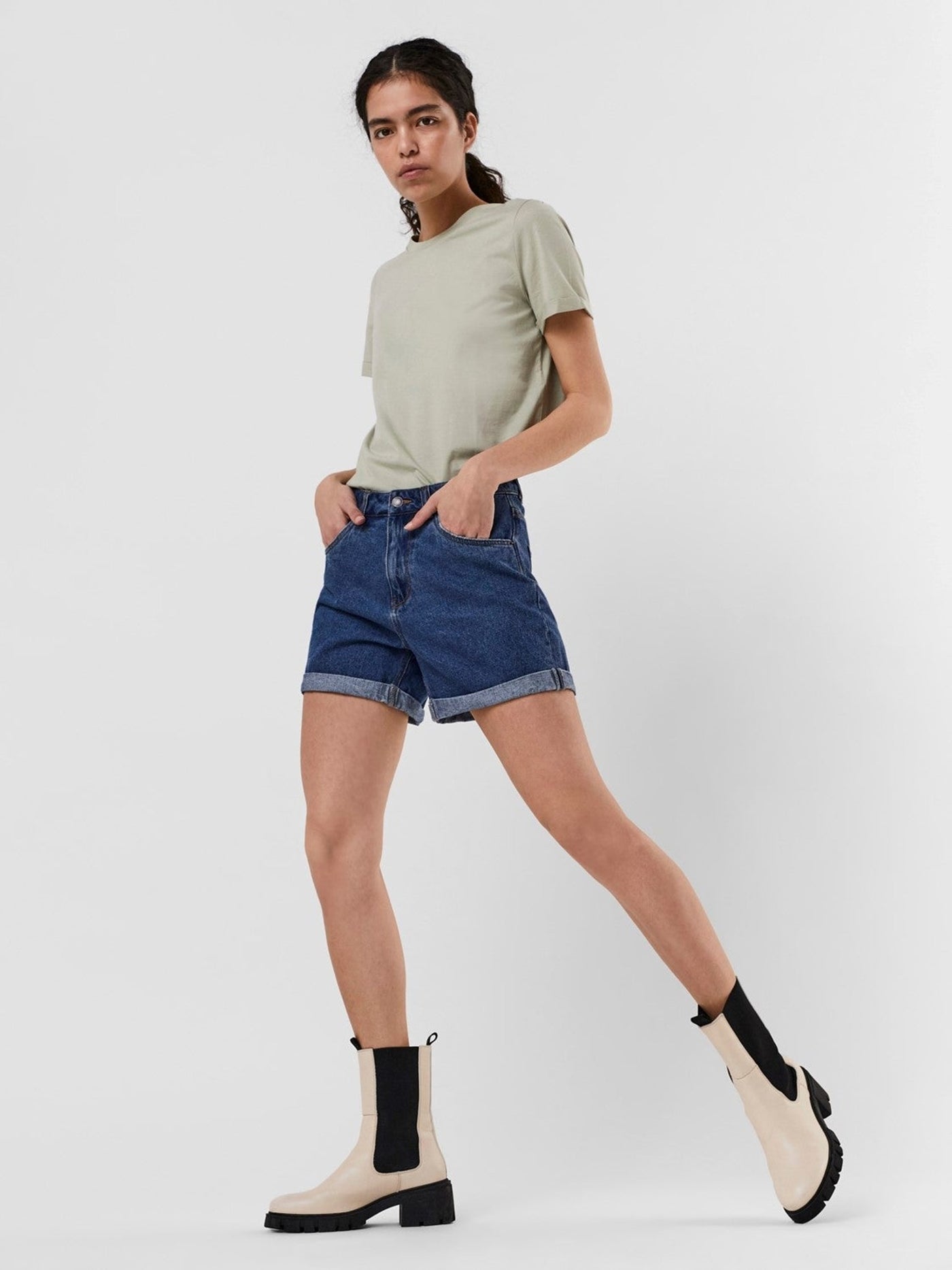 Loose Shorts - Medium Blue Denim - Vero Moda 3