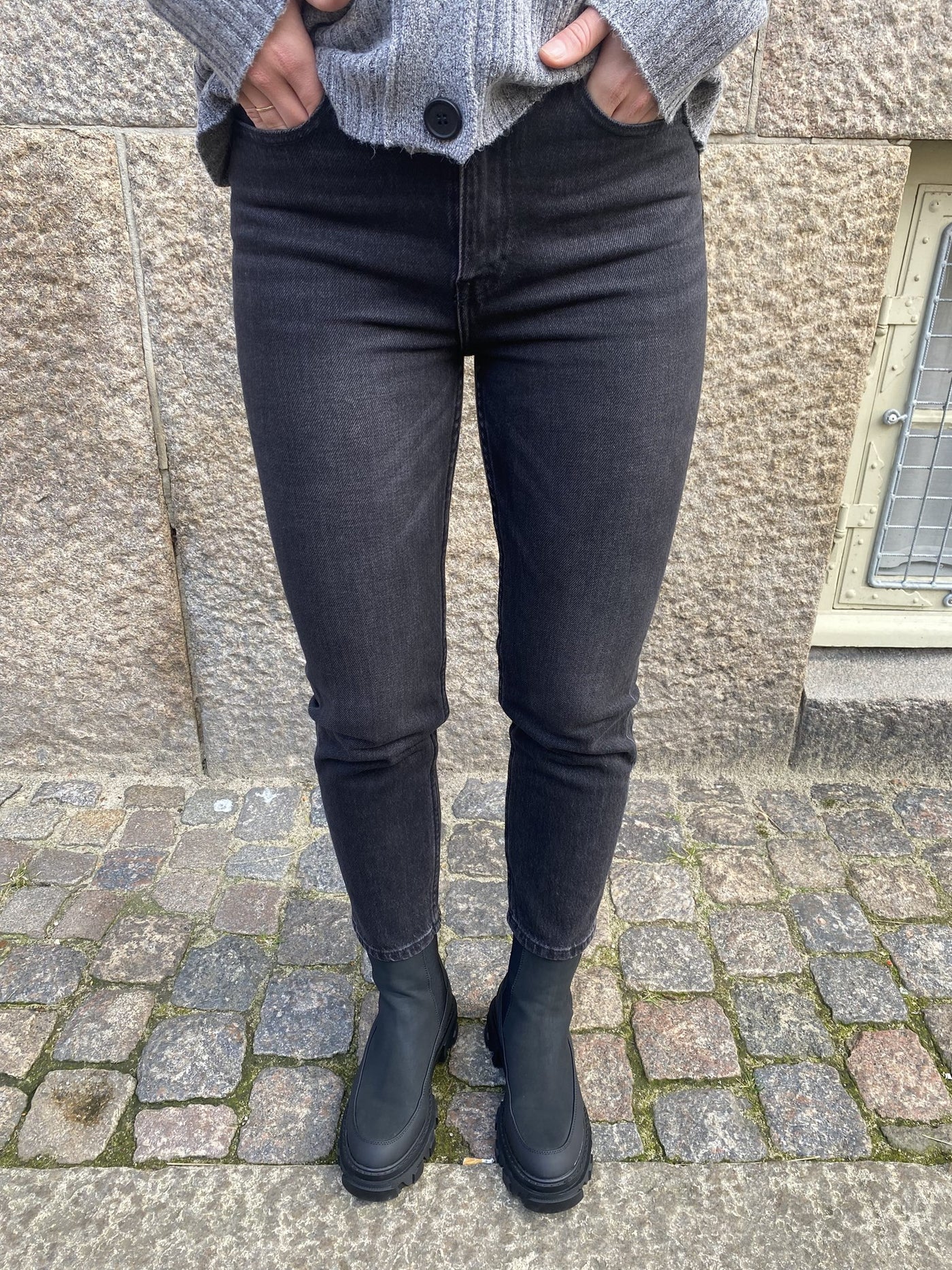Emily High Waist Jeans - Svart Denim - ONLY