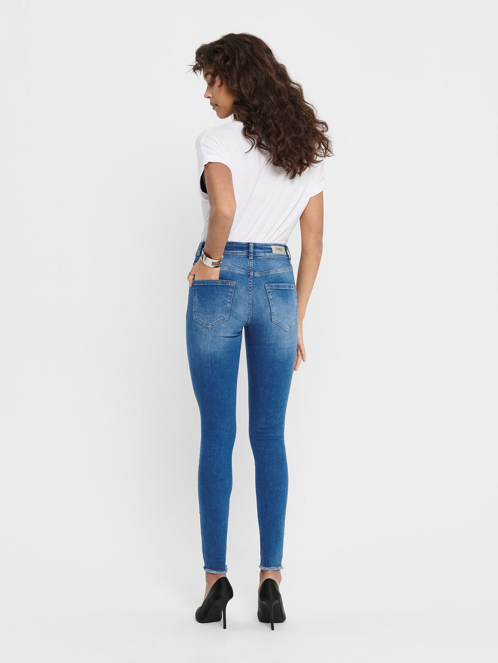 Blush Midsk Jeans - Medium Blå