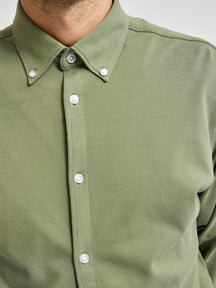 Slim fit skjorte i økologisk Bomull - Grønn