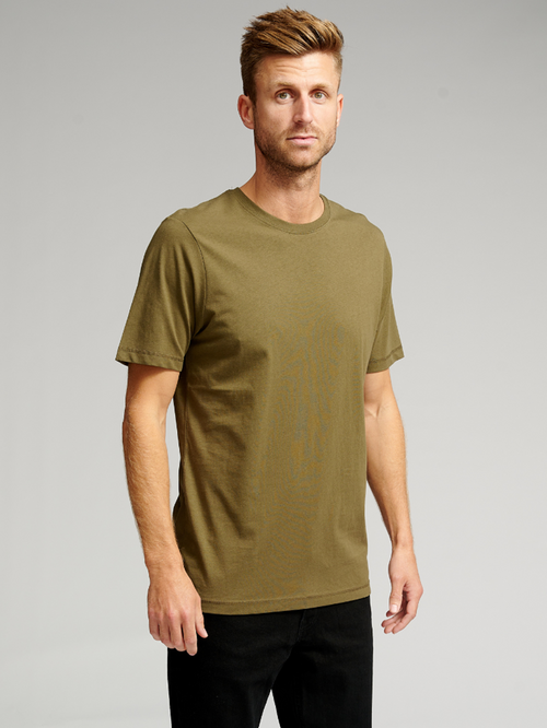 Økologisk Basic T-shirt - Militærgrønn - TeeShoppen